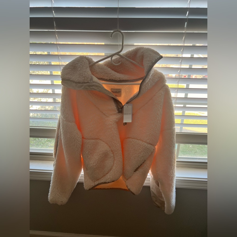 A&F Sherpa Jacket
